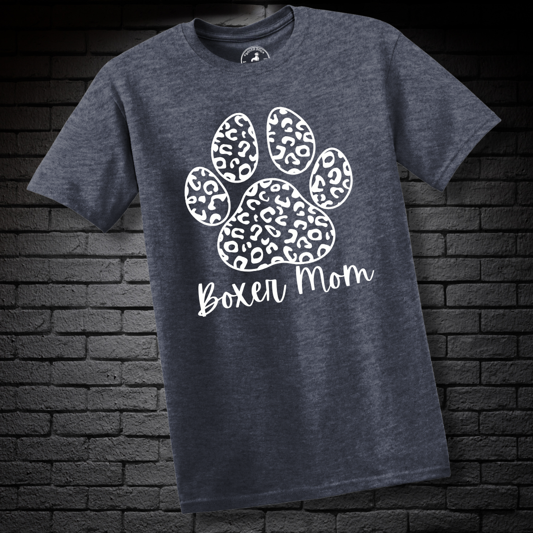 Boxer Mom (featuring a bold Black& White cheetah paw) – Boxer Dog Classic Shirt
