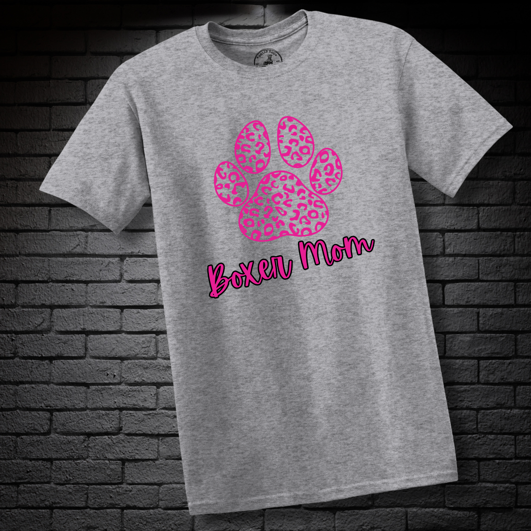 Boxer Mom (featuring a Pink cheetah paw) – Boxer Dog Classic Shirt
