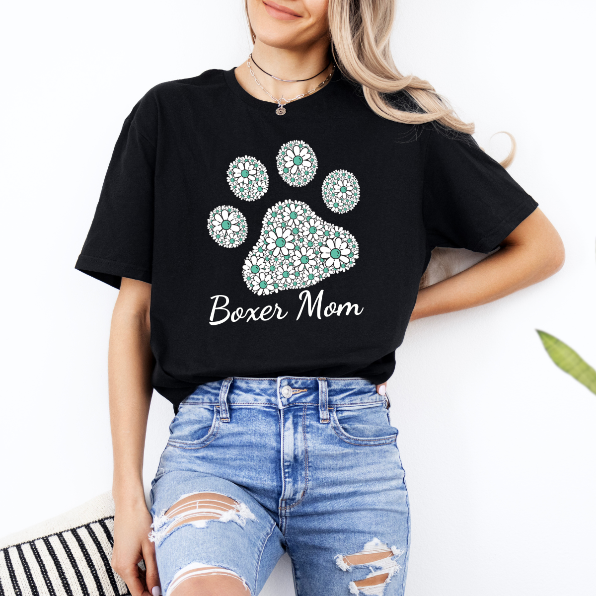 Boxer Mom Flower Filled Paw_Mint - Boxer Dog Classic T-Shirt