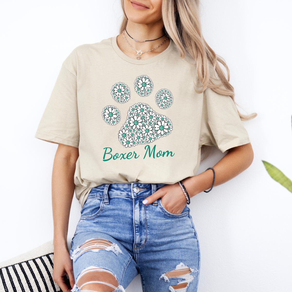 Boxer Mom Flower Filled Paw_Mint - Boxer Dog Classic T-Shirt